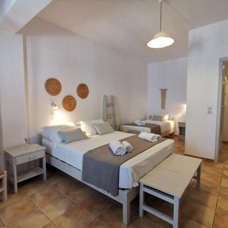 Helen'S Minimal Studios & Apartments Αλυκή Δωμάτιο φωτογραφία